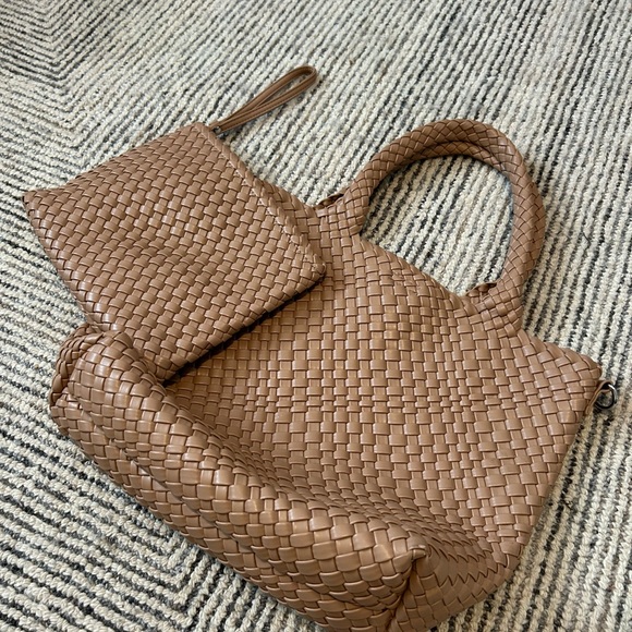 Rachel Zoe Handbags - Rachel Zoe Woven Brown Tote Bag Set